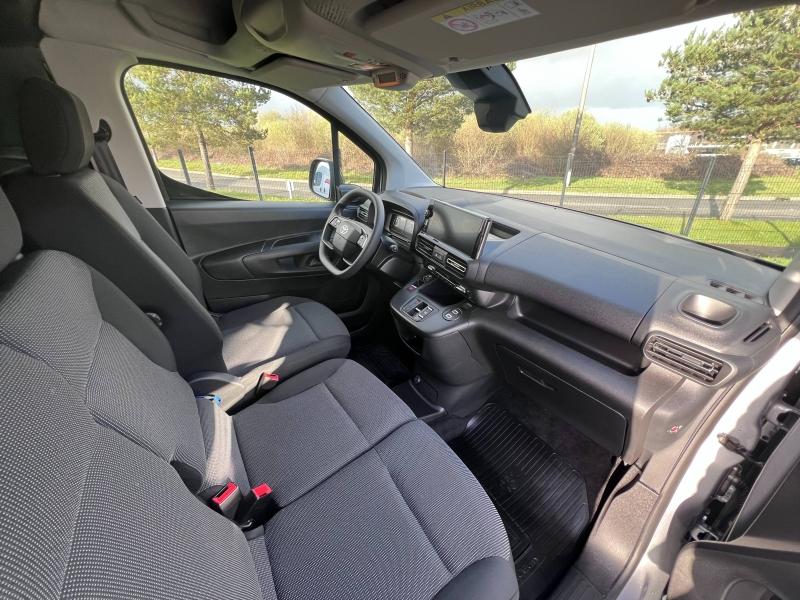 TOYOTA – PROACE CITY