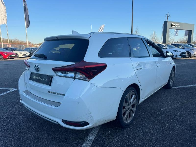 TOYOTA – Auris Touring Sports