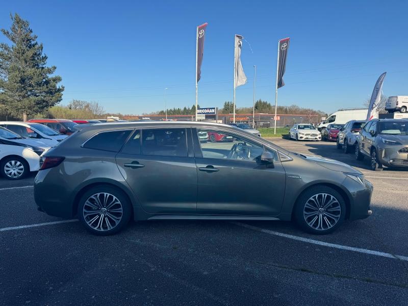 TOYOTA – Corolla Touring Spt