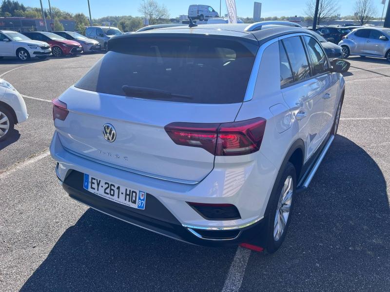 VOLKSWAGEN – T-Roc