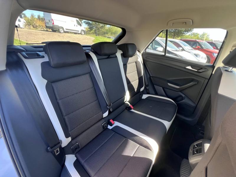 VOLKSWAGEN – T-Roc