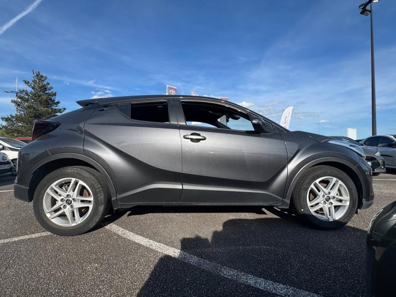 TOYOTA – C-HR