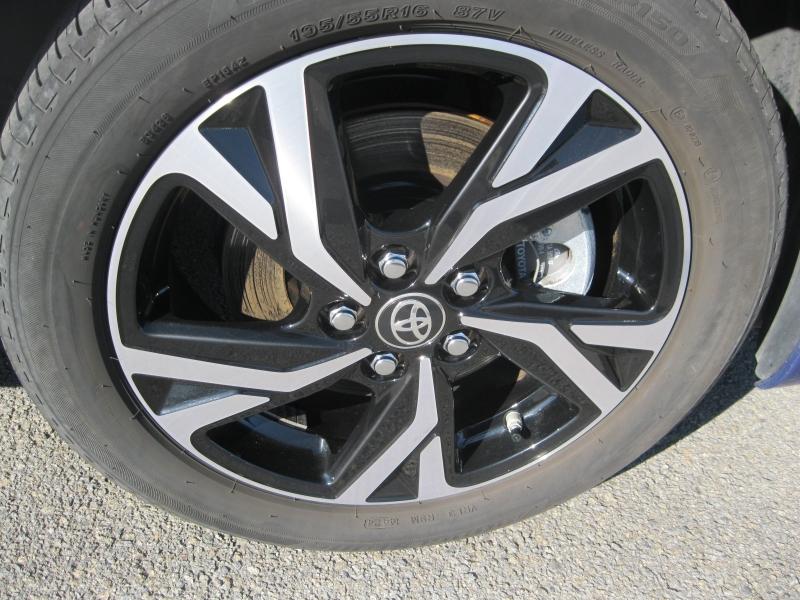 TOYOTA – Yaris