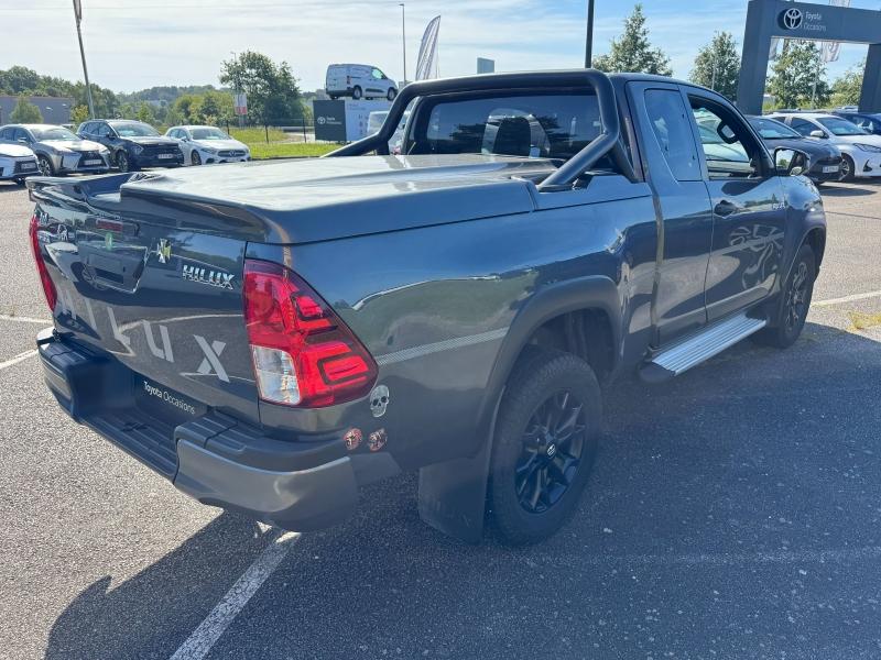 TOYOTA – Hilux
