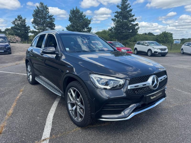MERCEDES-BENZ – GLC