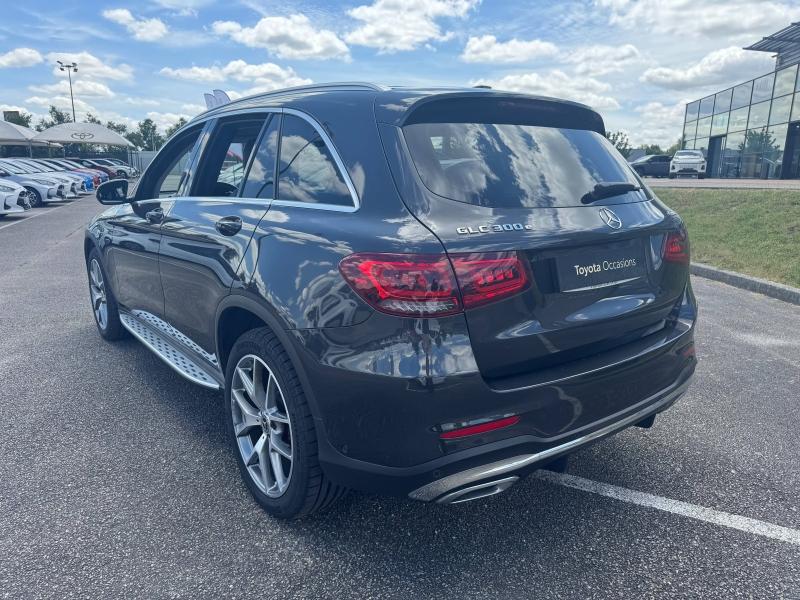 MERCEDES-BENZ – GLC