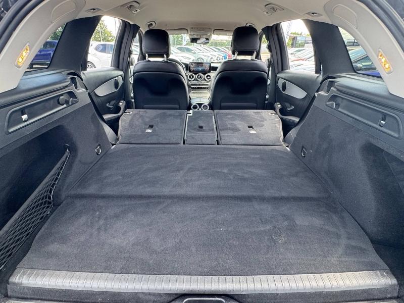 MERCEDES-BENZ – GLC