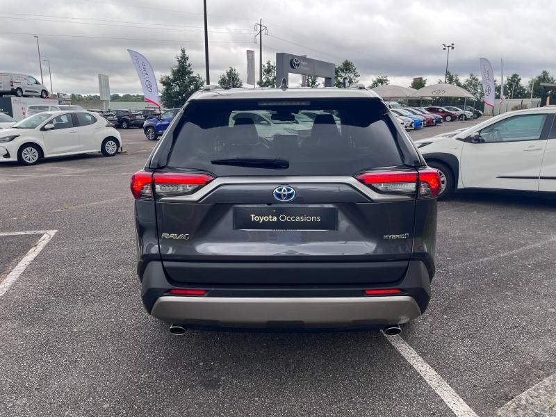 TOYOTA – RAV4