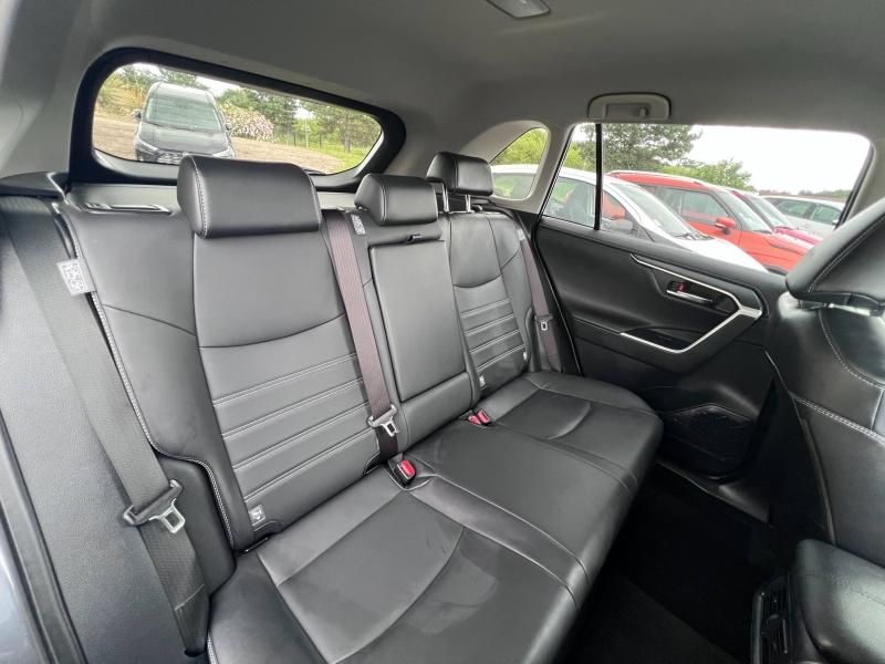 TOYOTA – RAV4