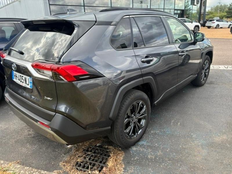 TOYOTA – RAV4