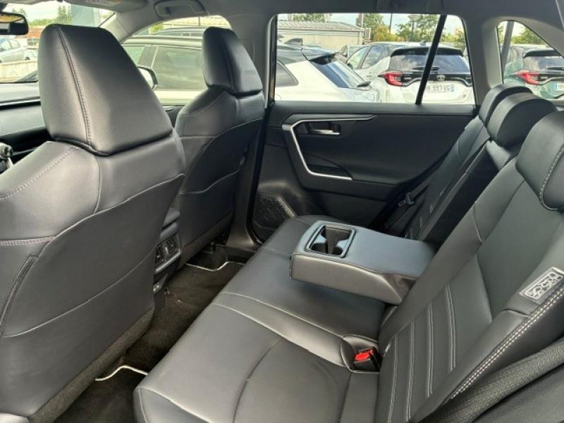 TOYOTA – RAV4