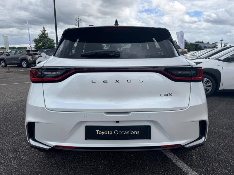 LEXUS – LBX