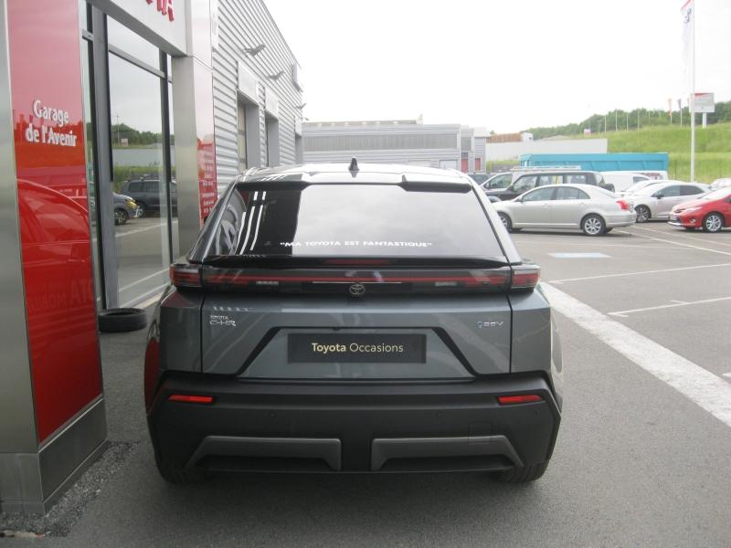 TOYOTA – C-HR+