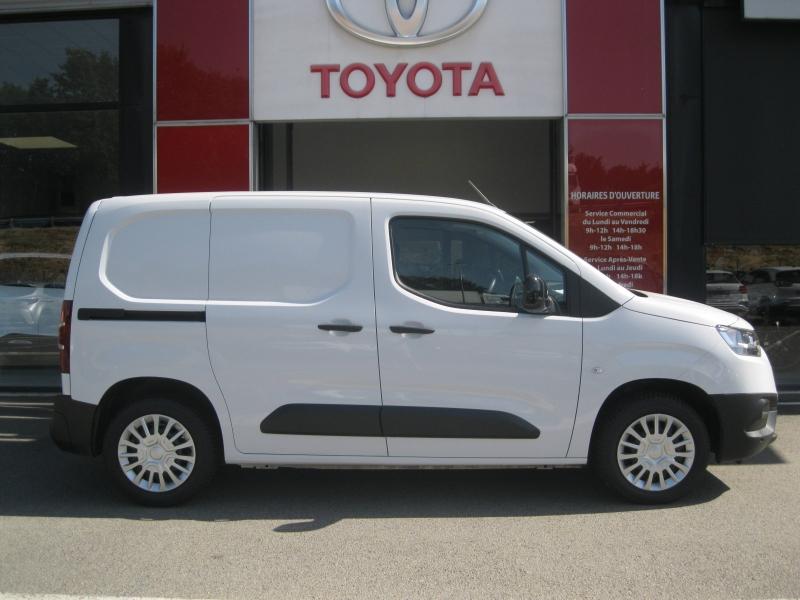 TOYOTA – PROACE CITY