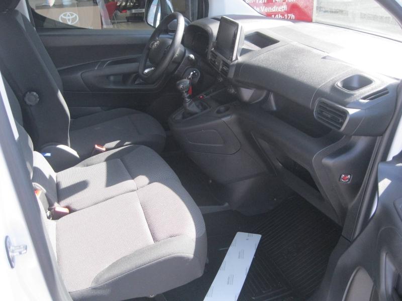 TOYOTA – PROACE CITY