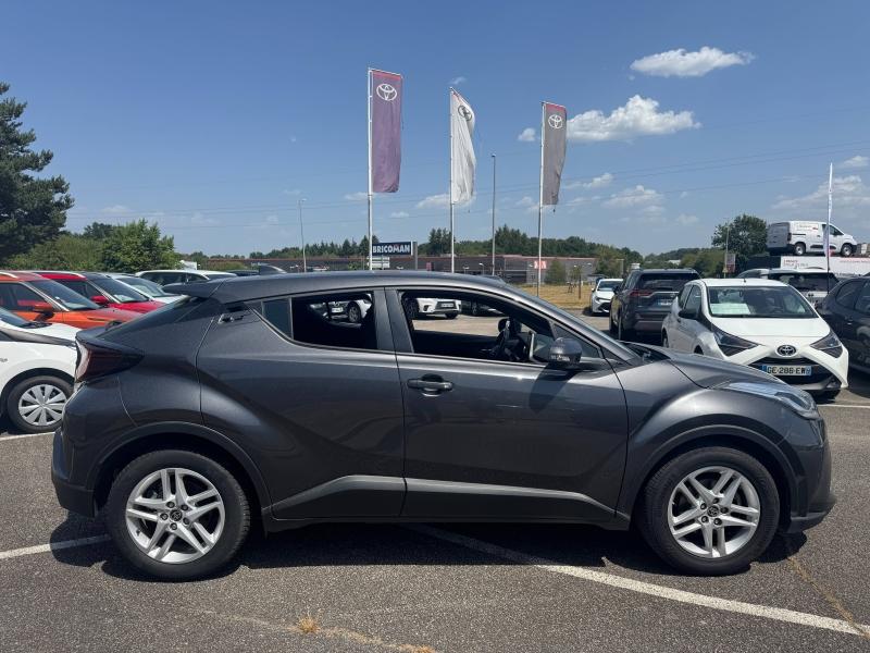 TOYOTA – C-HR