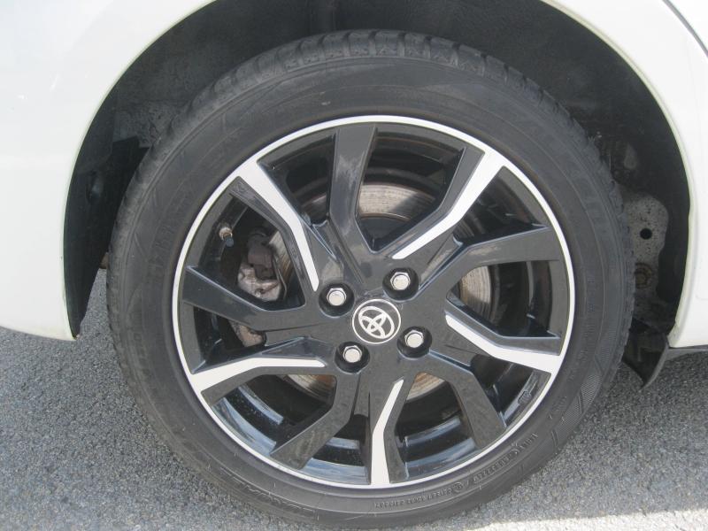 TOYOTA – Yaris