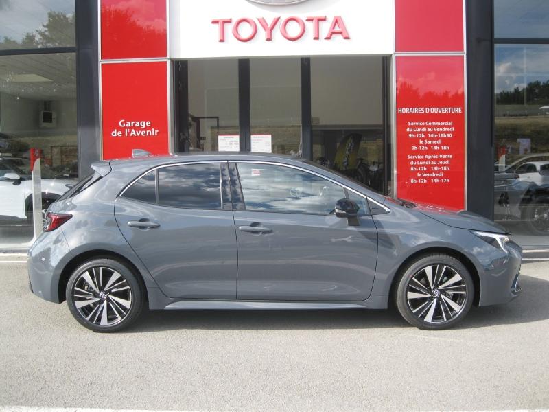 TOYOTA – Corolla