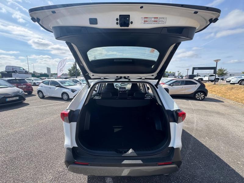 TOYOTA – RAV4