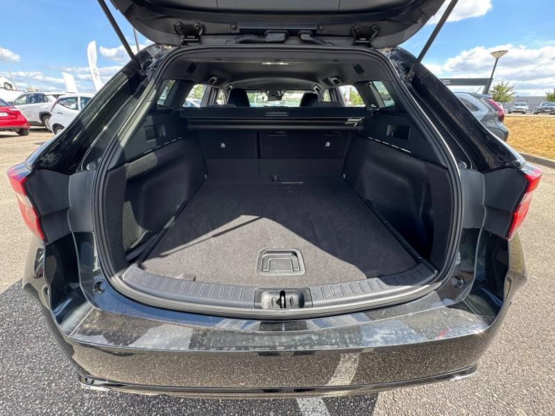TOYOTA – Corolla Touring Spt