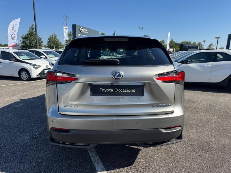 LEXUS – NX