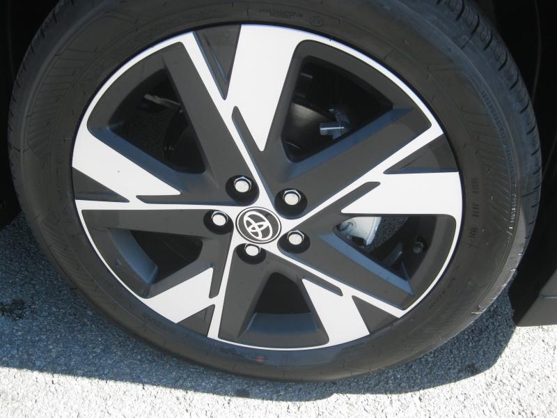 TOYOTA – Aygo X