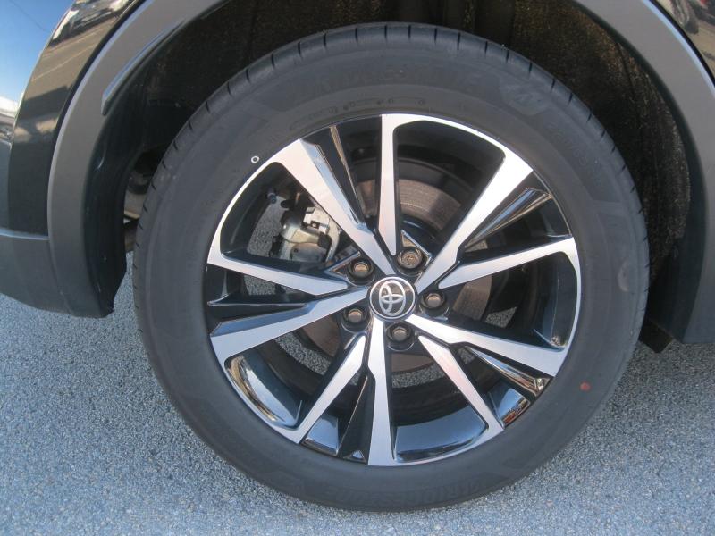 TOYOTA – C-HR