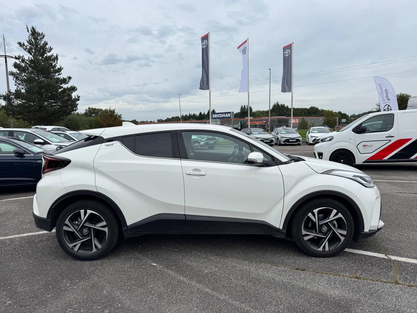 TOYOTA – C-HR