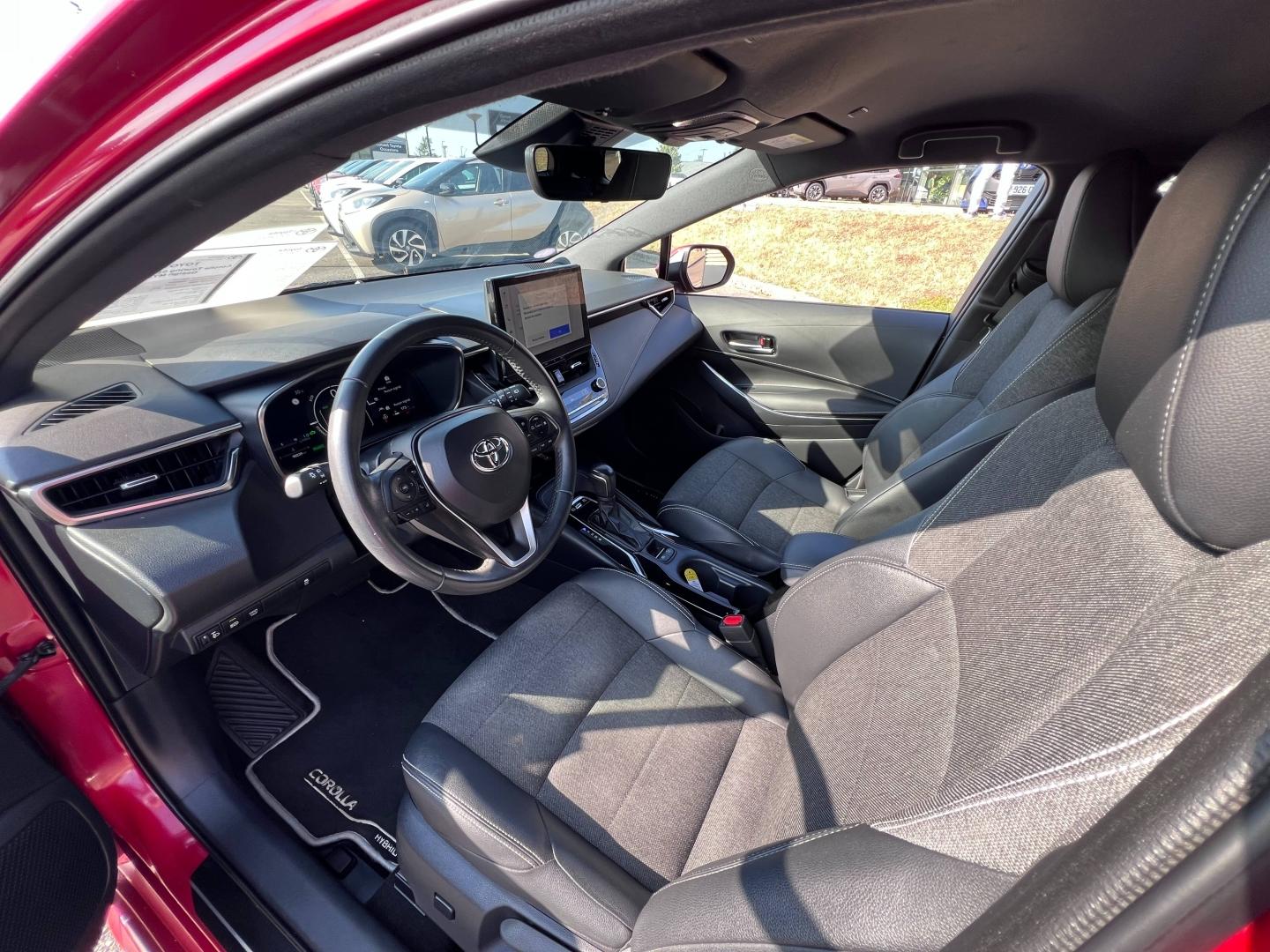 TOYOTA – Corolla Touring Spt