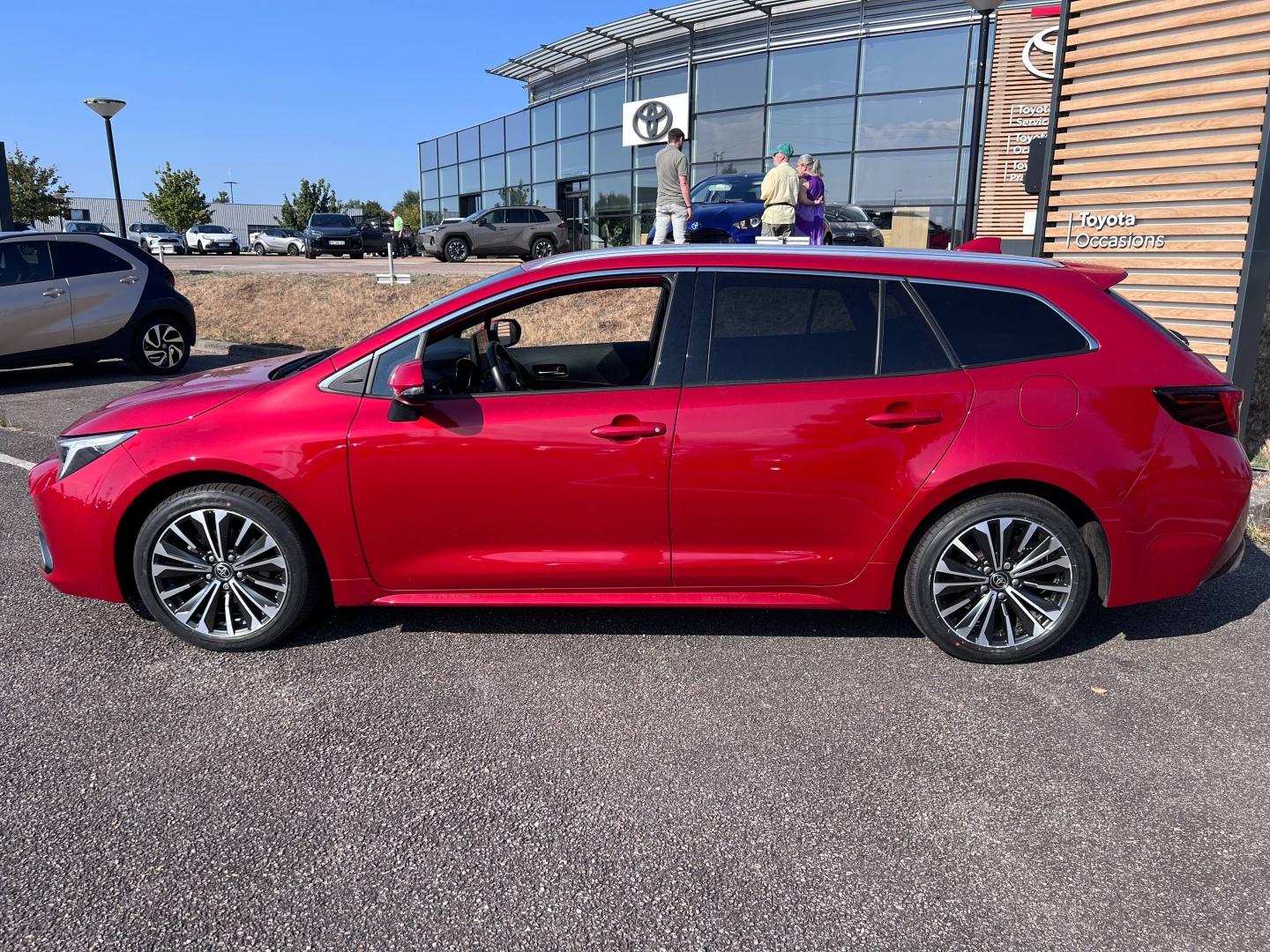 TOYOTA – Corolla Touring Spt
