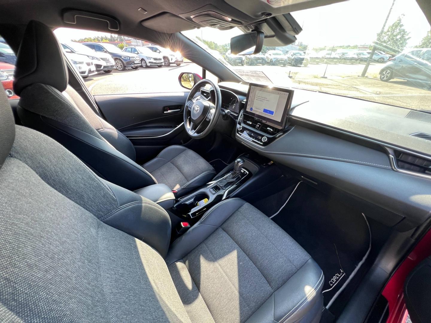 TOYOTA – Corolla Touring Spt