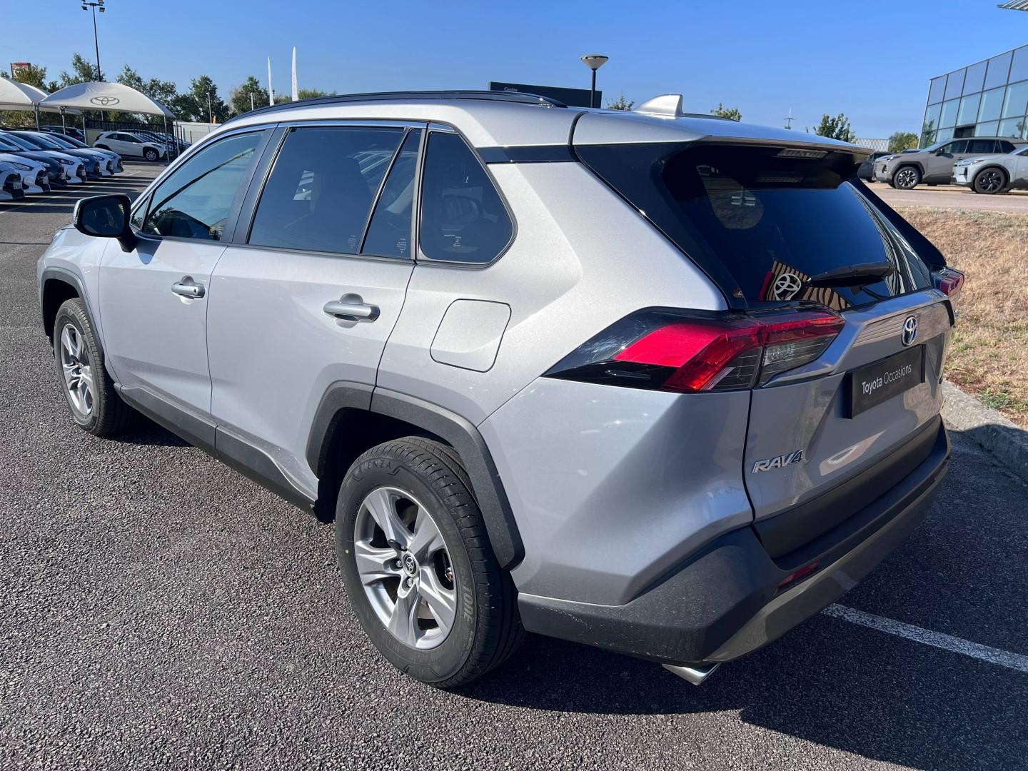 TOYOTA – RAV4