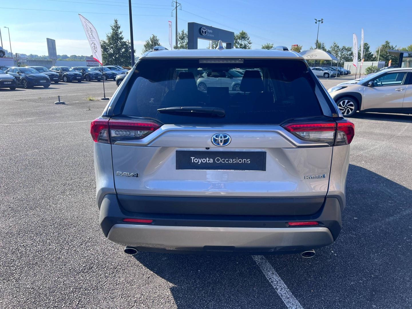 TOYOTA – RAV4