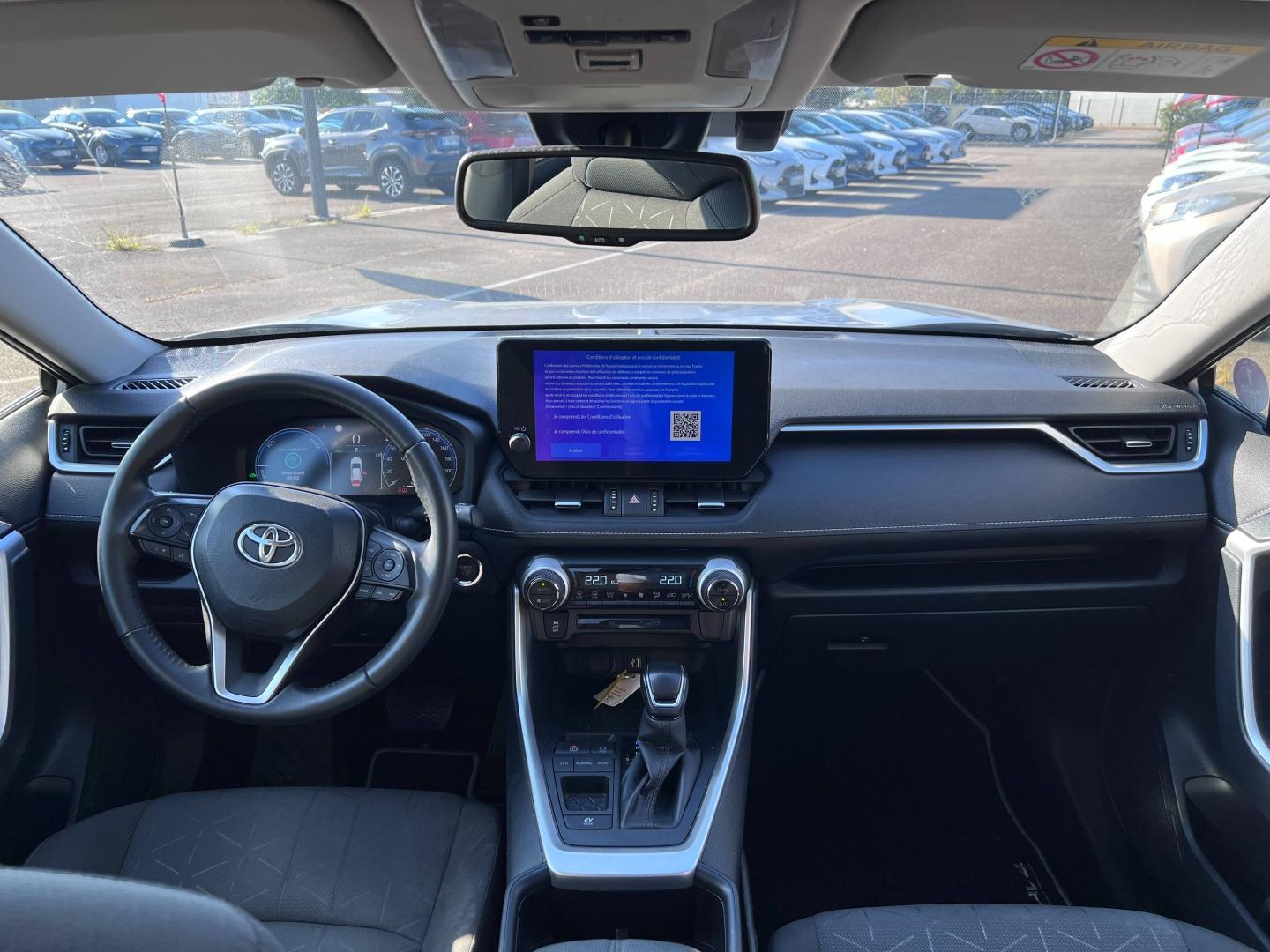 TOYOTA – RAV4