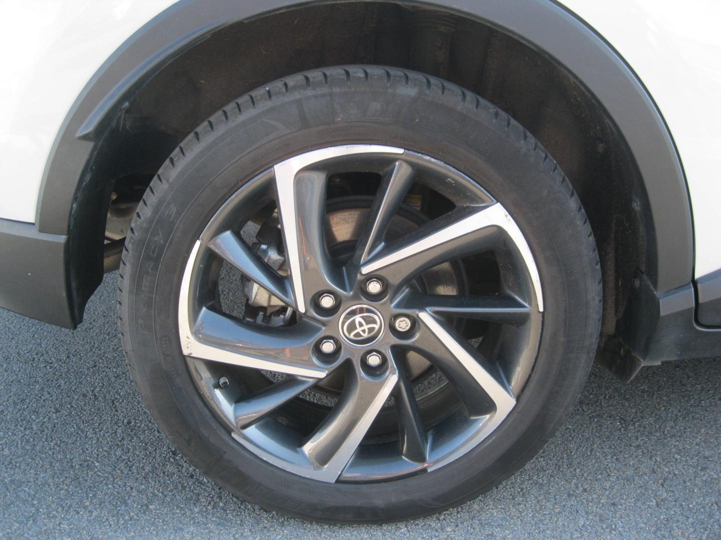 TOYOTA – C-HR