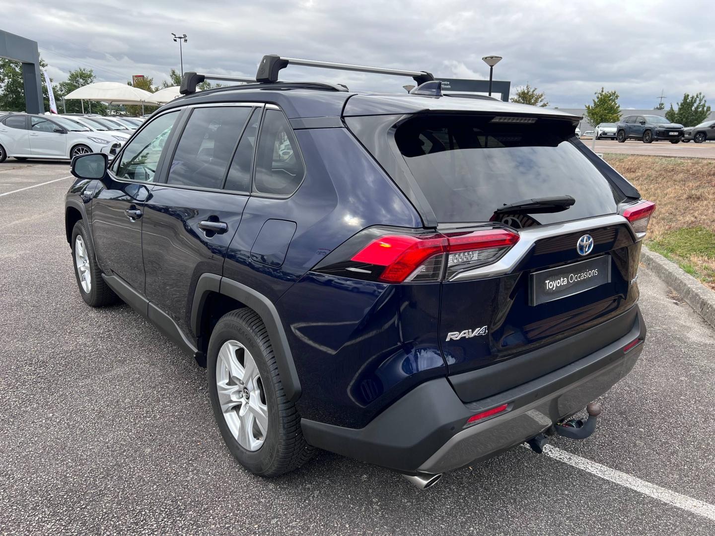 TOYOTA – RAV4