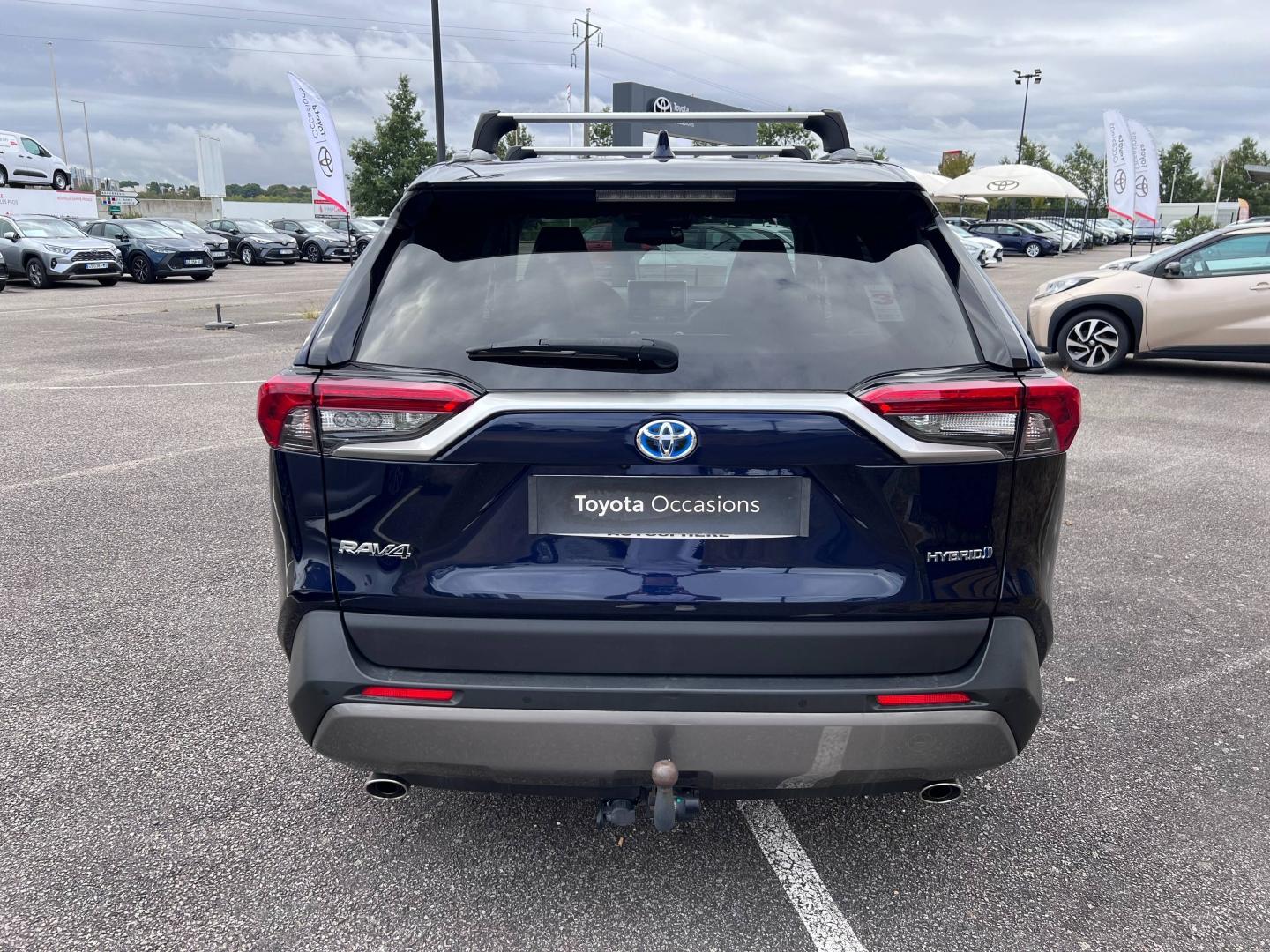 TOYOTA – RAV4