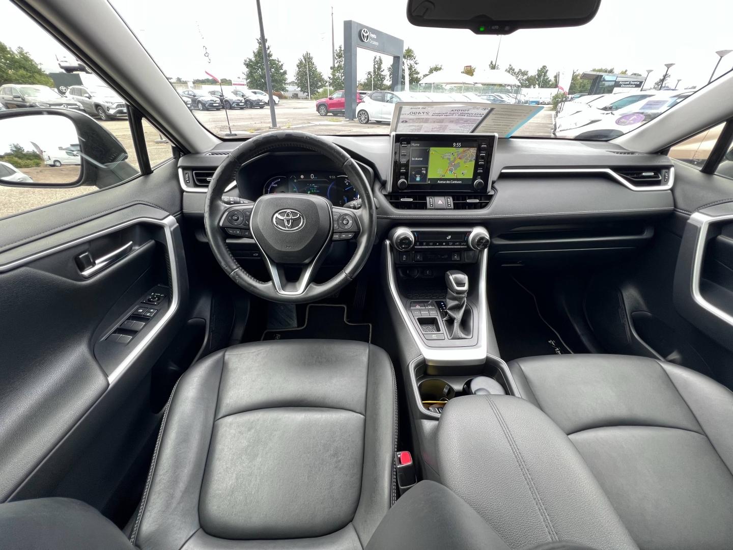 TOYOTA – RAV4