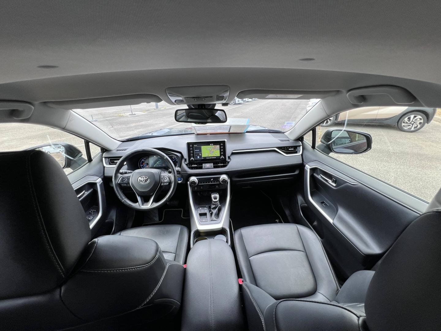 TOYOTA – RAV4