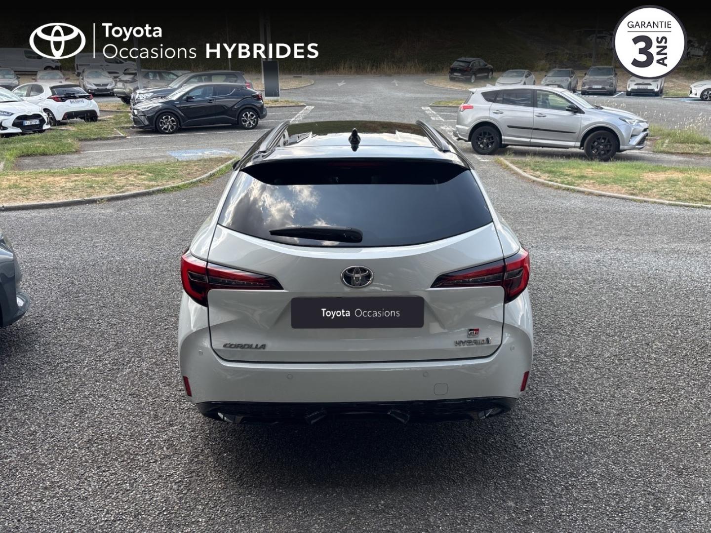 TOYOTA – Corolla Touring Spt