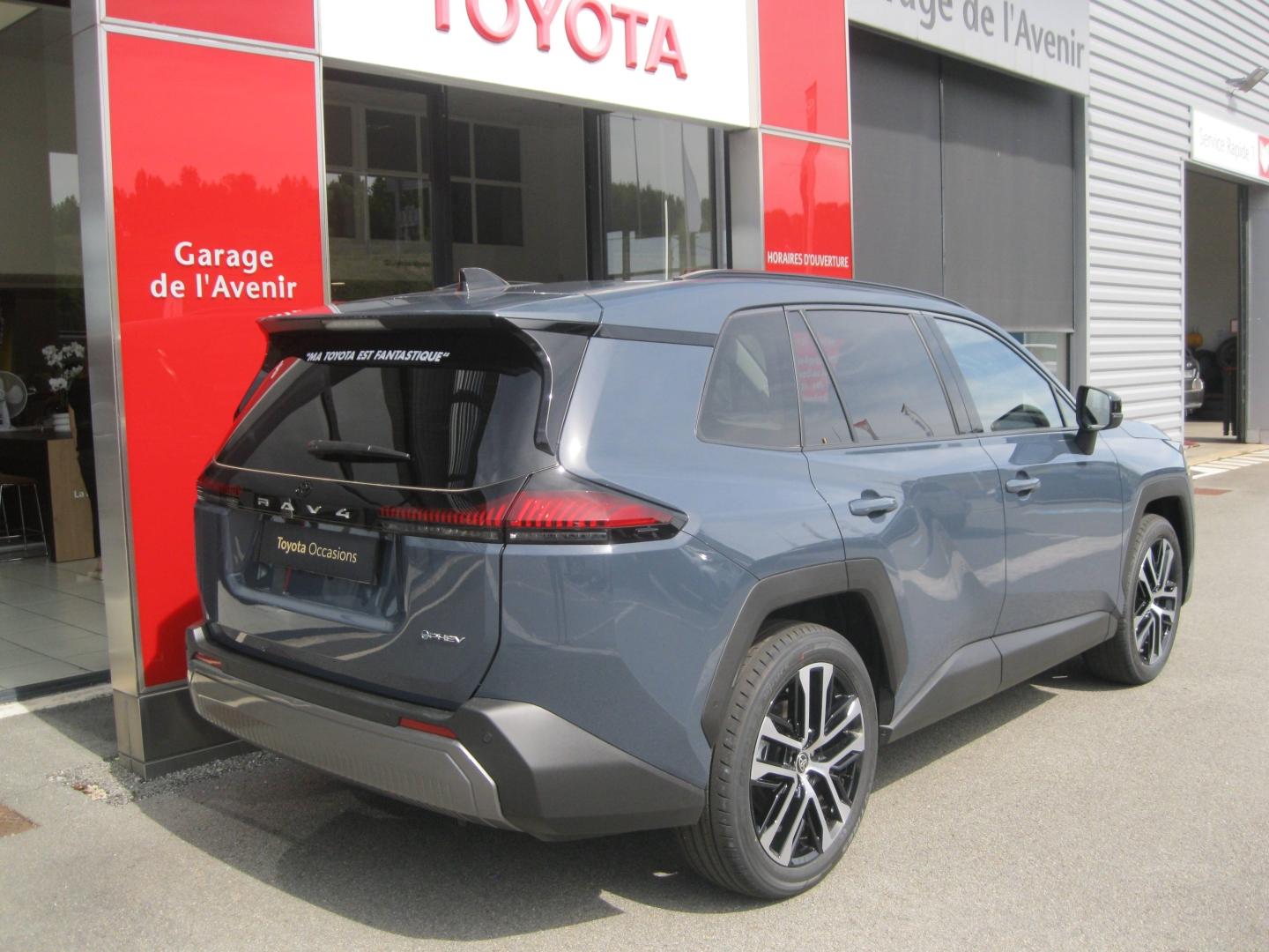 TOYOTA – RAV4