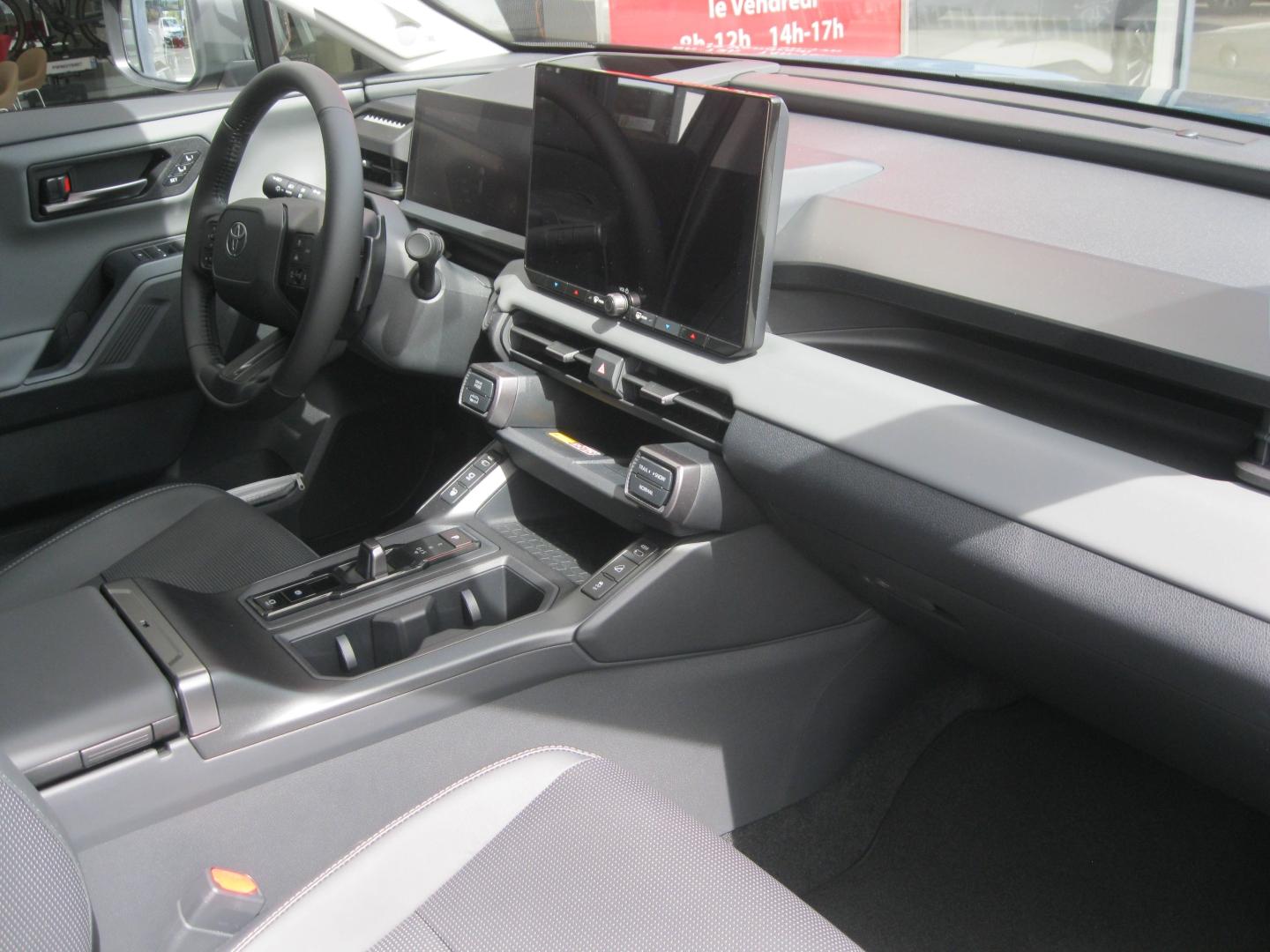 TOYOTA – RAV4