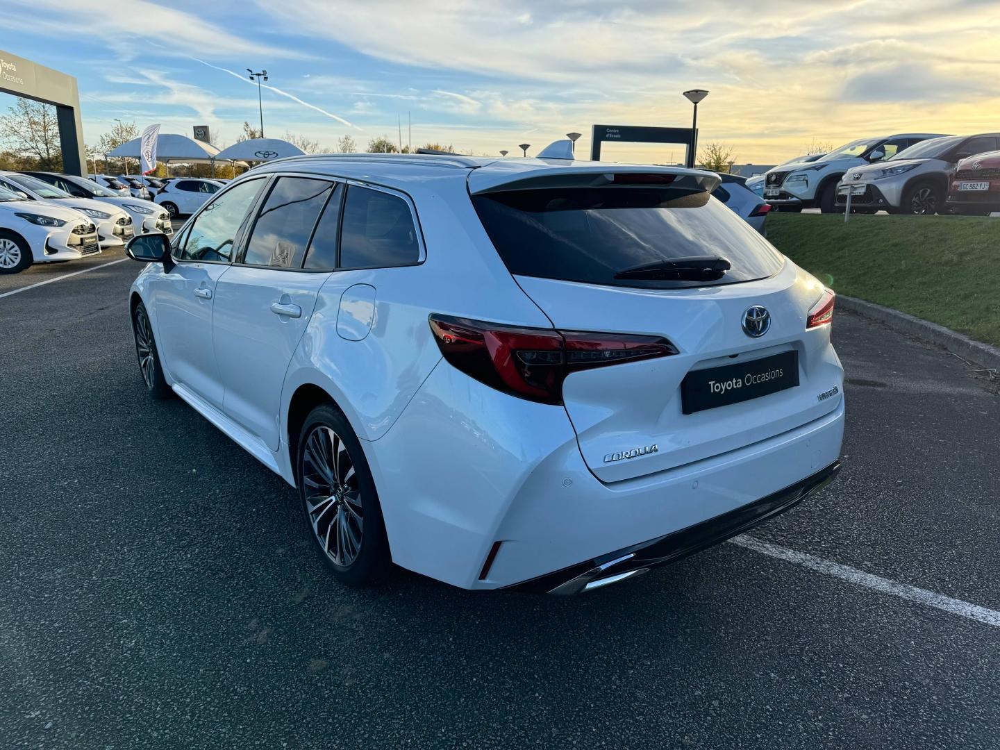 TOYOTA – Corolla Touring Spt