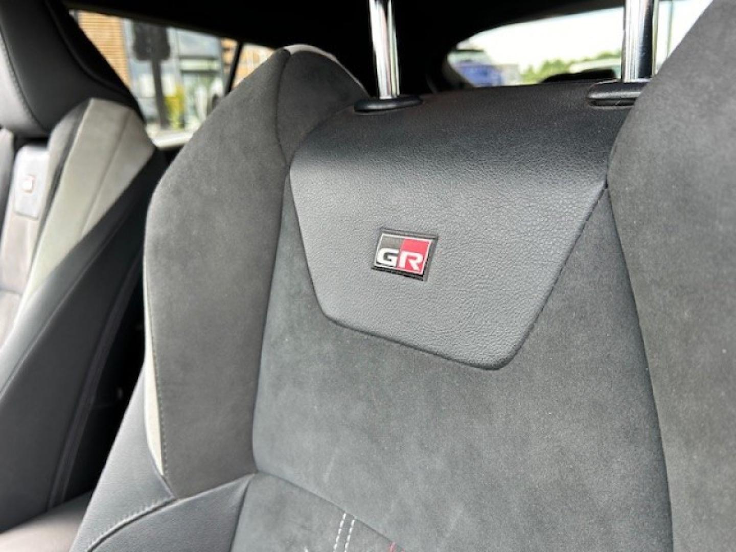 TOYOTA – C-HR