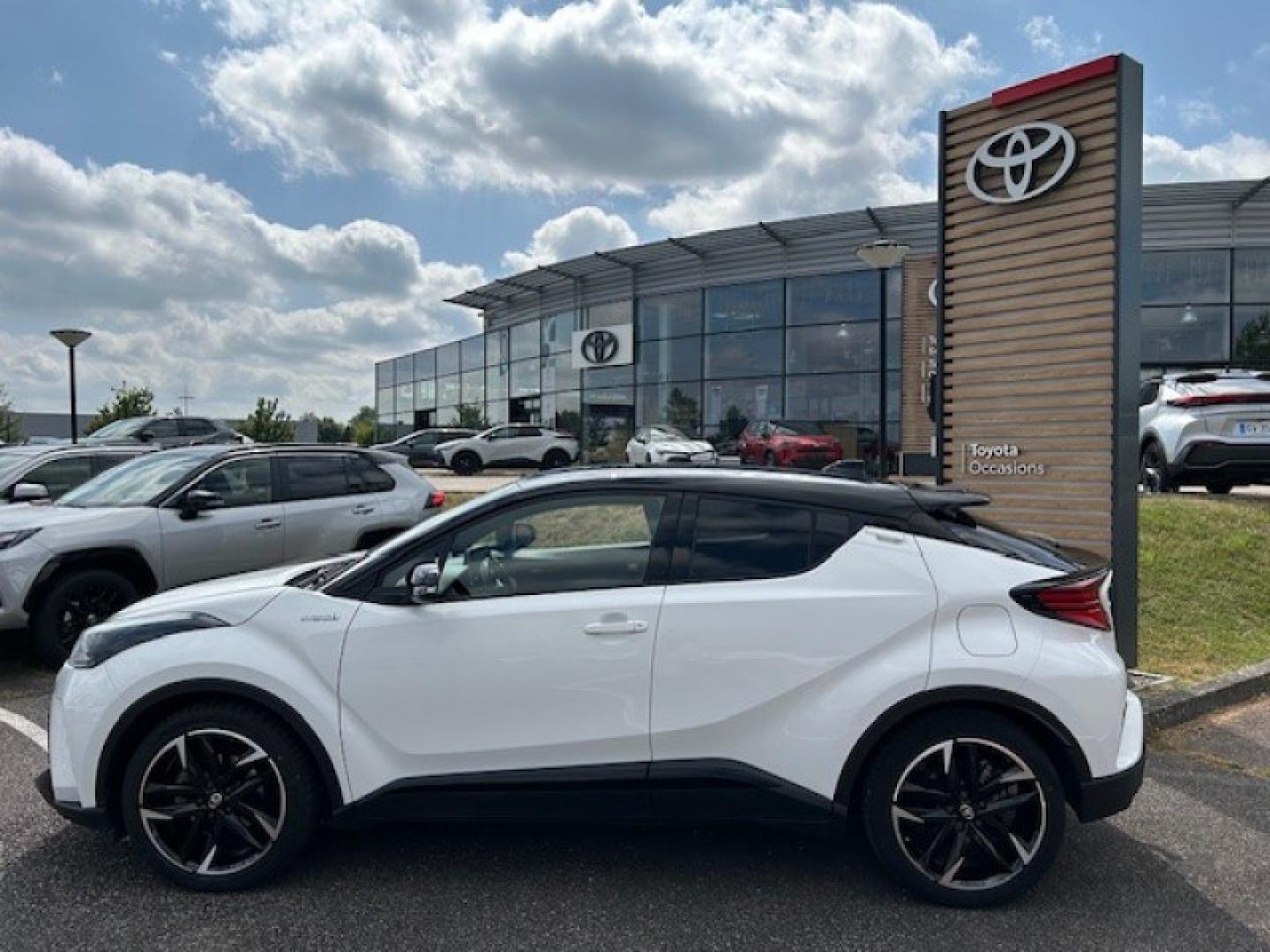 TOYOTA – C-HR