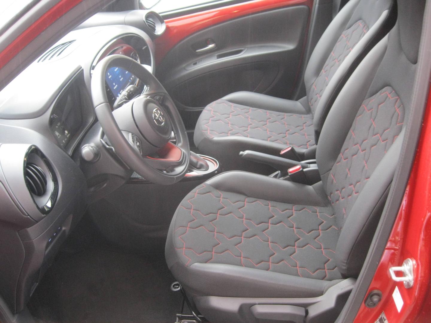 TOYOTA – Aygo X