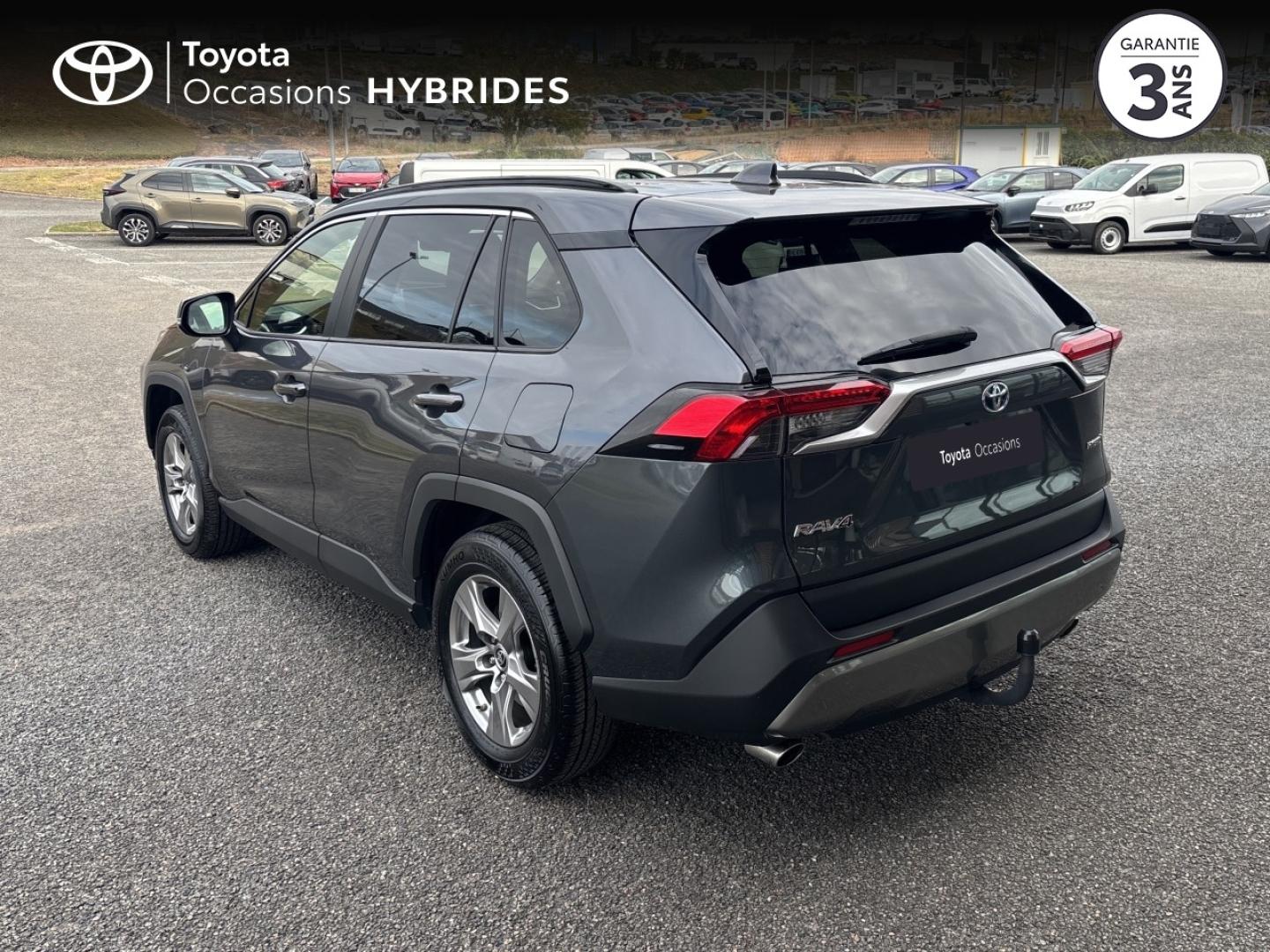 TOYOTA – RAV4