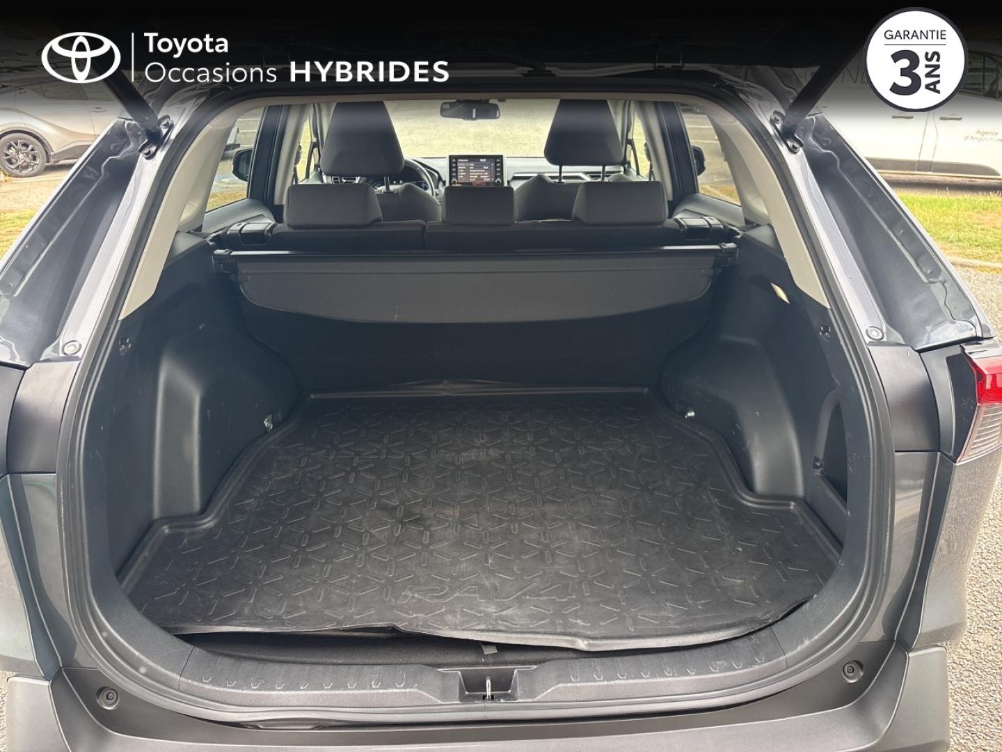 TOYOTA – RAV4