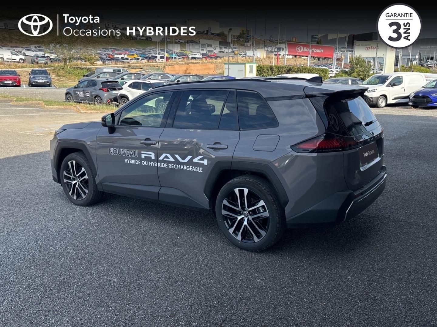 Véhicule d'occasion TOYOTA – RAV4 à Angoulême