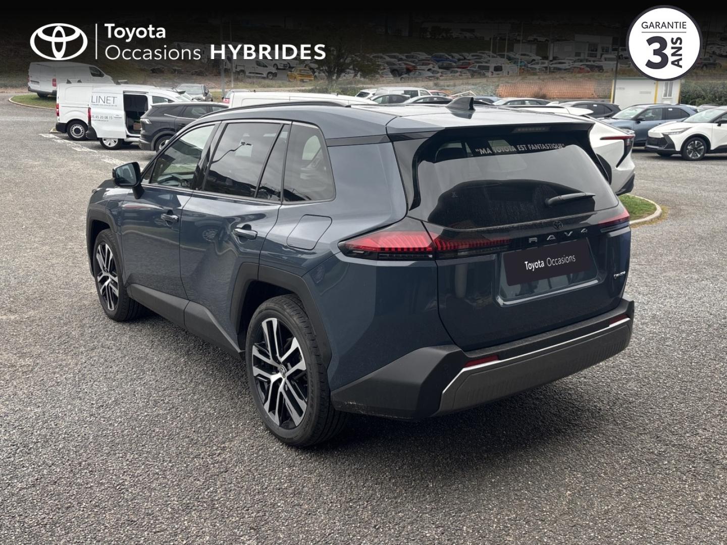 Véhicule d'occasion TOYOTA – RAV4 à Angoulême